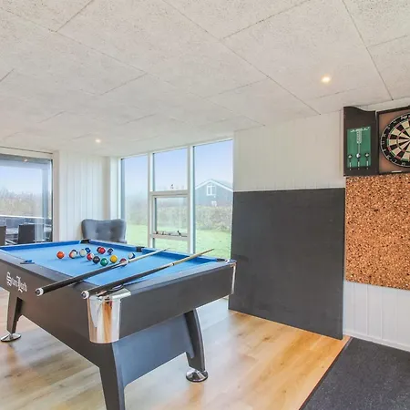 Othbiorn - 1-1km From The Sea By Interhome *